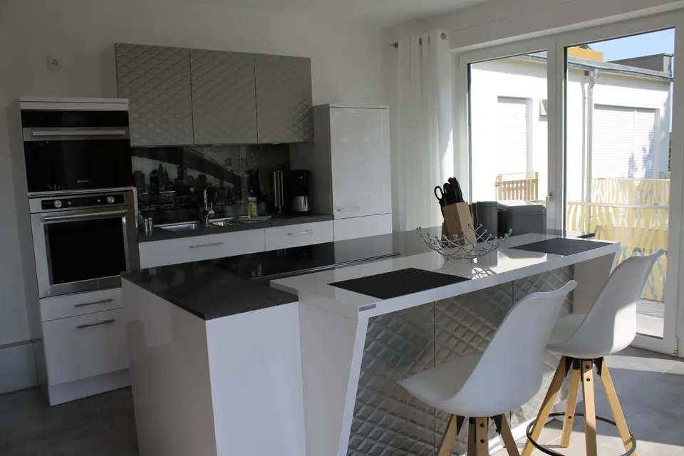 3 Zimmer Wohnung mit 110 m² in Regensburg – Bild 4