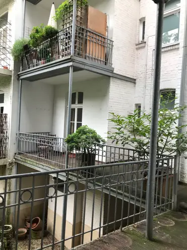 8 Zimmer Wohnung mit 202 m² in Düsseldorf – Bild 9