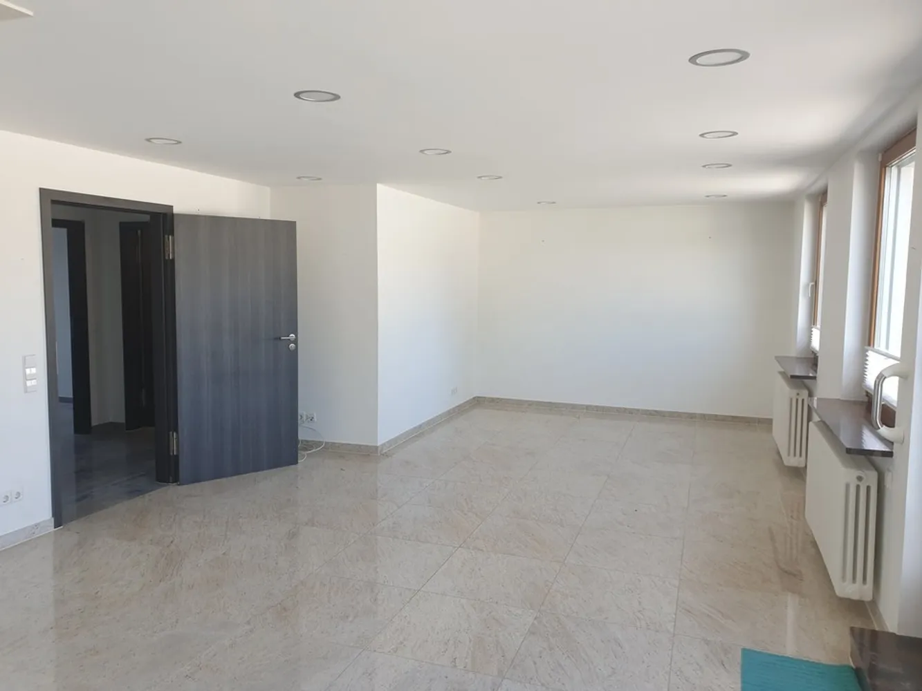 3 Zimmer Wohnung mit 94 m² in Pforzheim – Bild 2