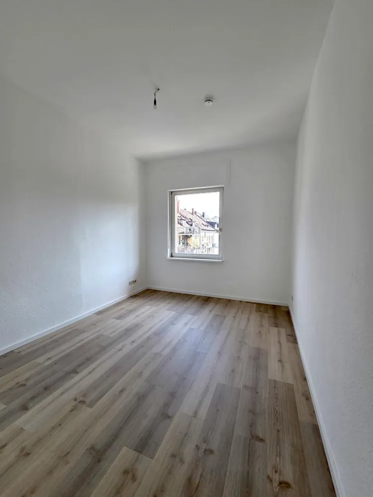 3 Zimmer Wohnung mit 74 m² in Karlsruhe – Bild 4