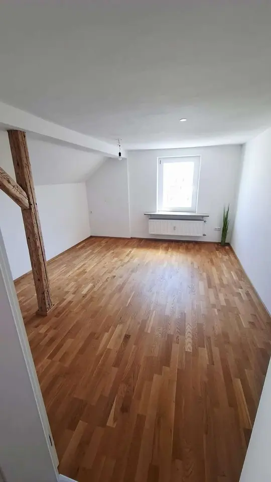 4 Zimmer Wohnung mit 118 m² in Hof – Bild 6