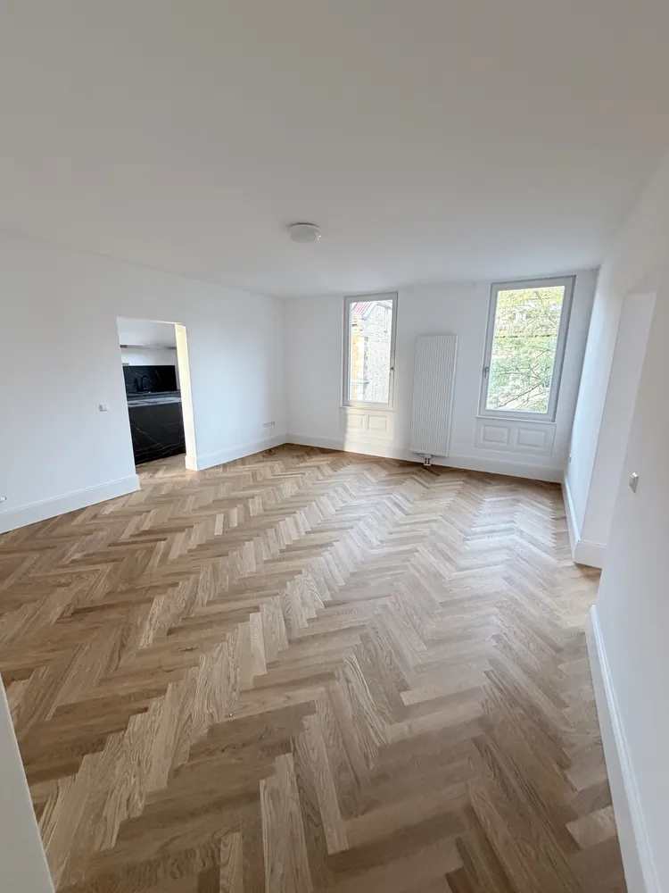 4 Zimmer Wohnung mit 133 m² in Stuttgart – Bild 2