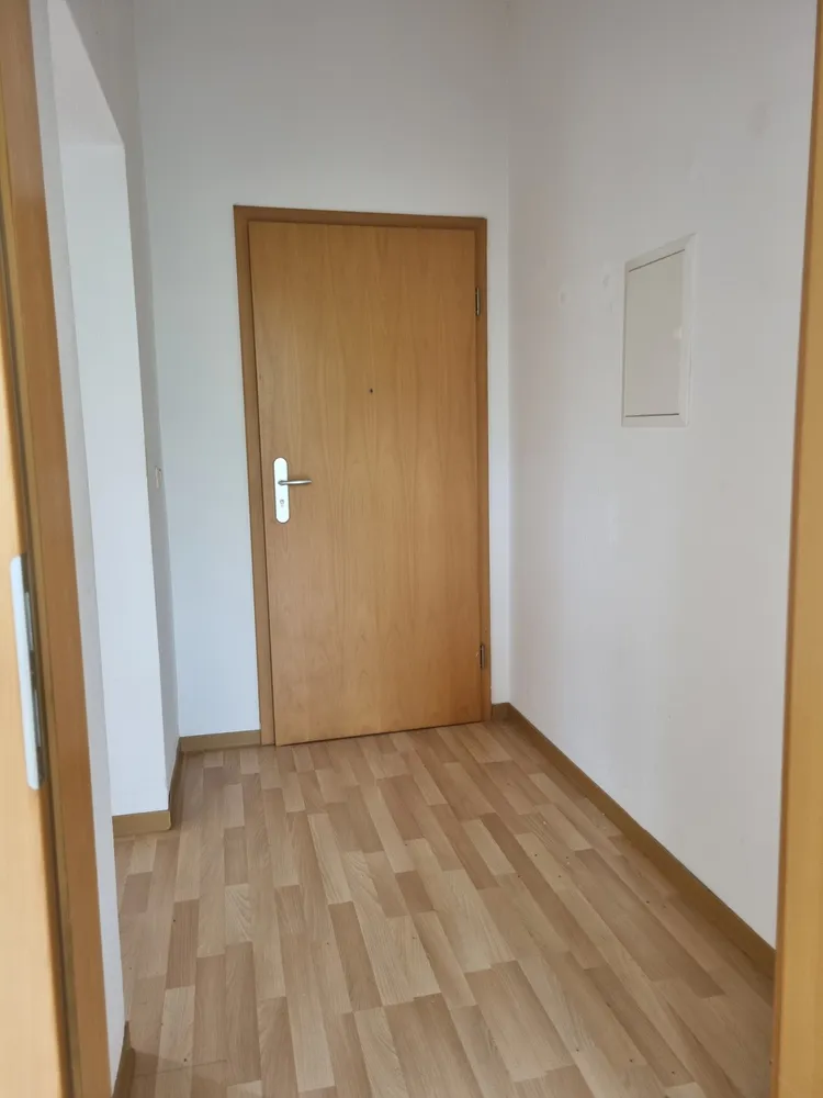 2 Zimmer Wohnung mit 58 m² in Weißenfels – Bild 4