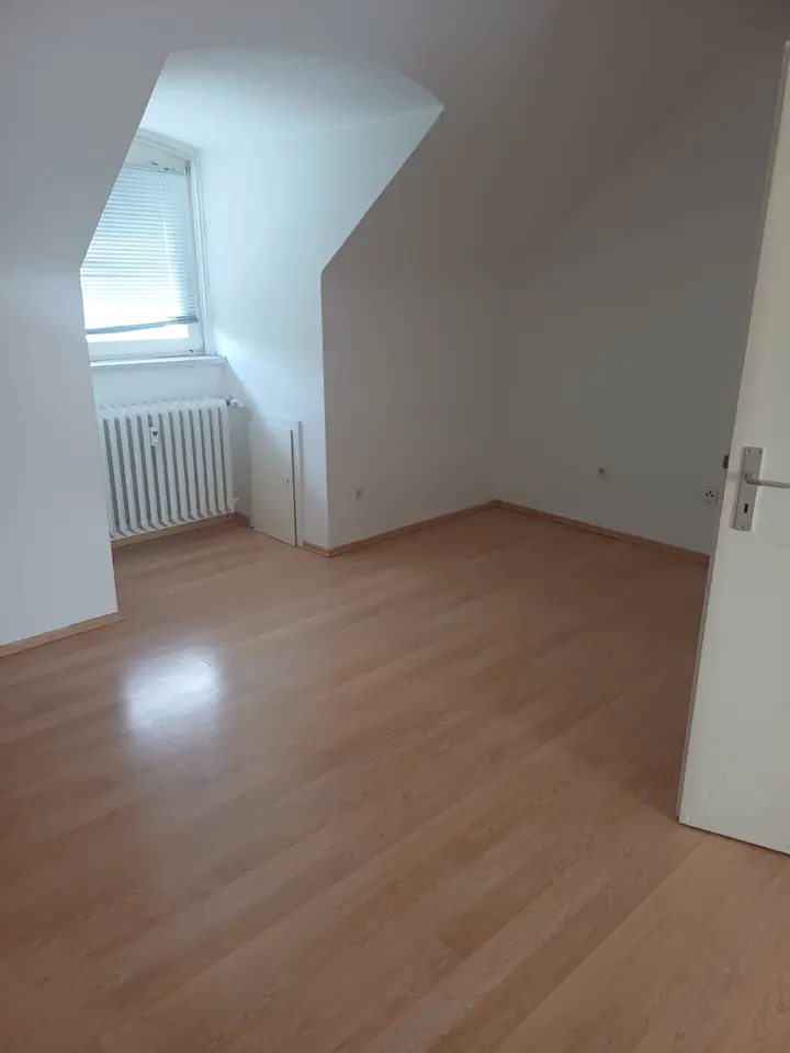 2 Zimmer Wohnung mit 85 m² in Kassel – Bild 9