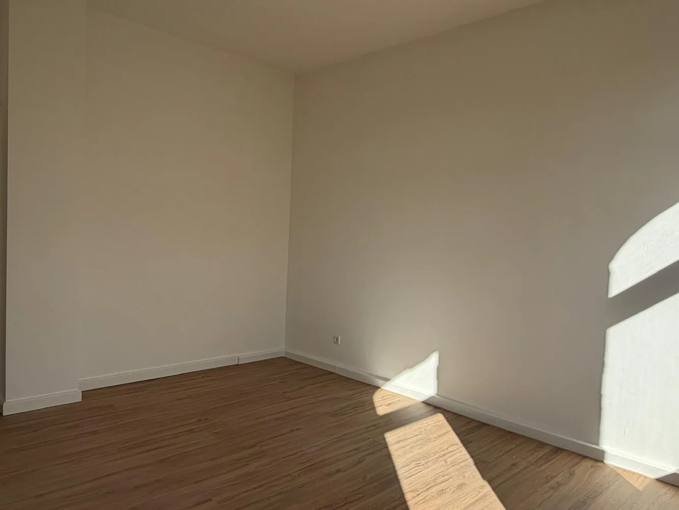 6 Zimmer Wohnung mit 148 m² in Nürnberg – Bild 4