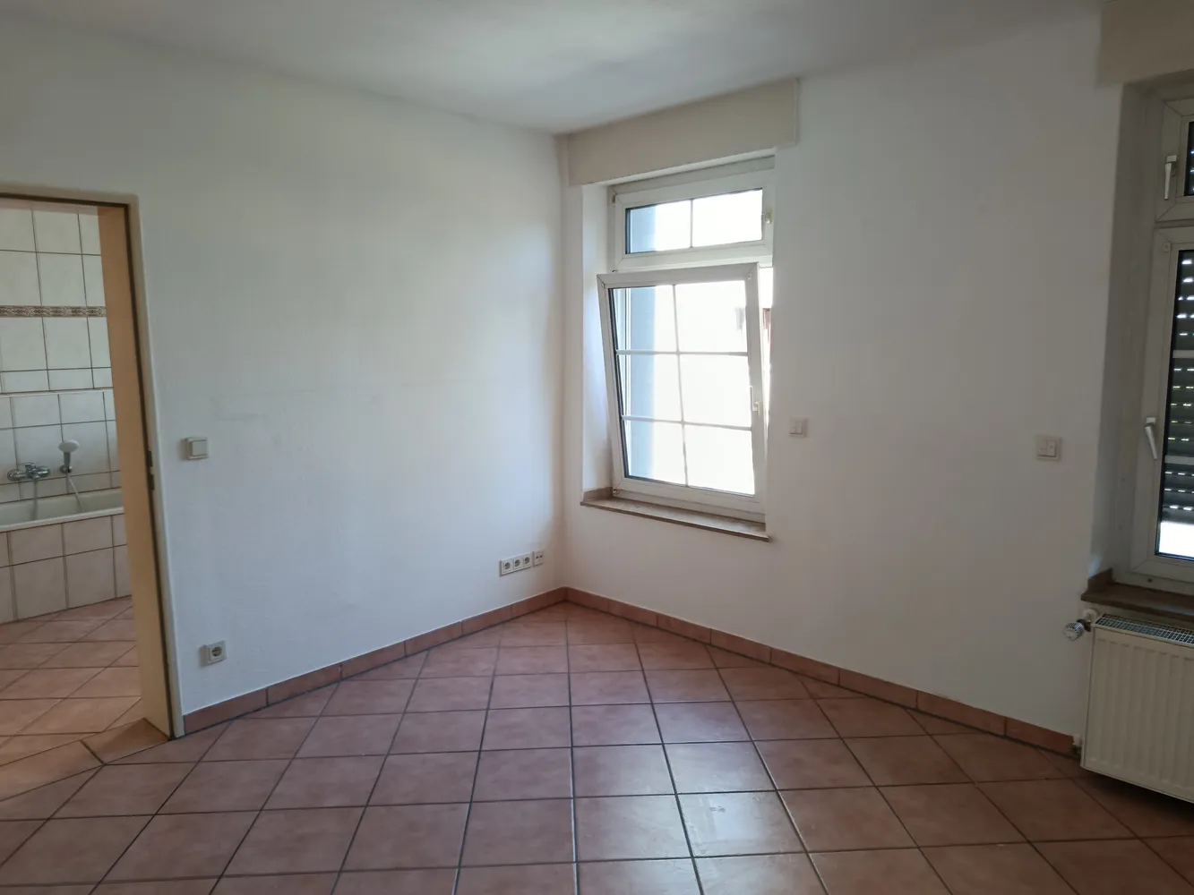 2 Zimmer Wohnung mit 65 m² in Krefeld – Bild 1