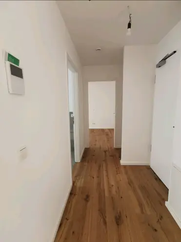 2 Zimmer Wohnung mit 65 m² in Wiesbaden – Bild 2
