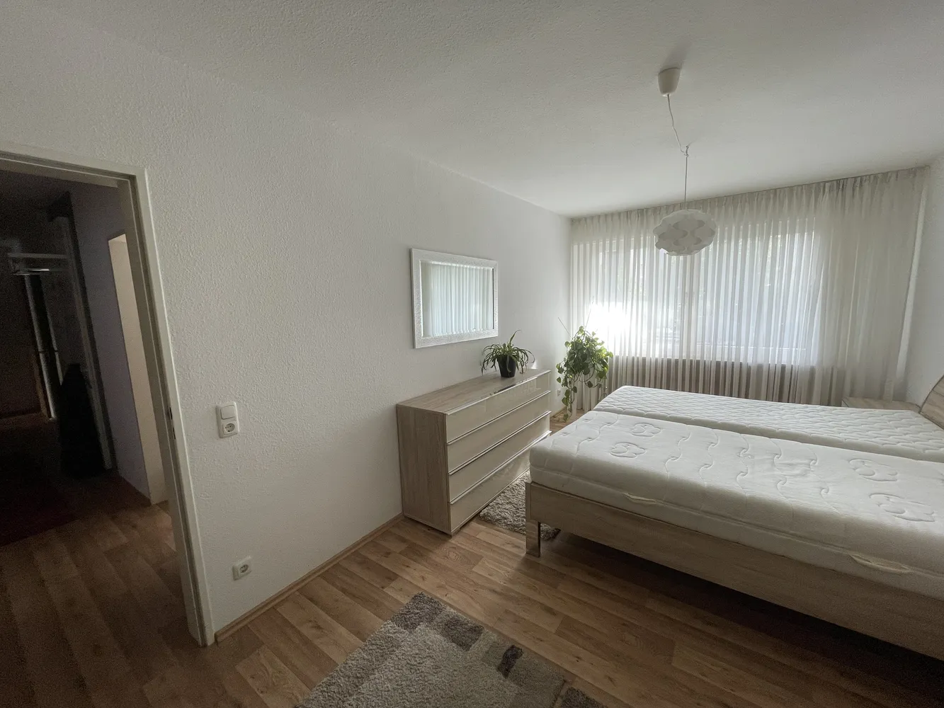 2 Zimmer Wohnung mit 81 m² in Duisburg – Bild 2