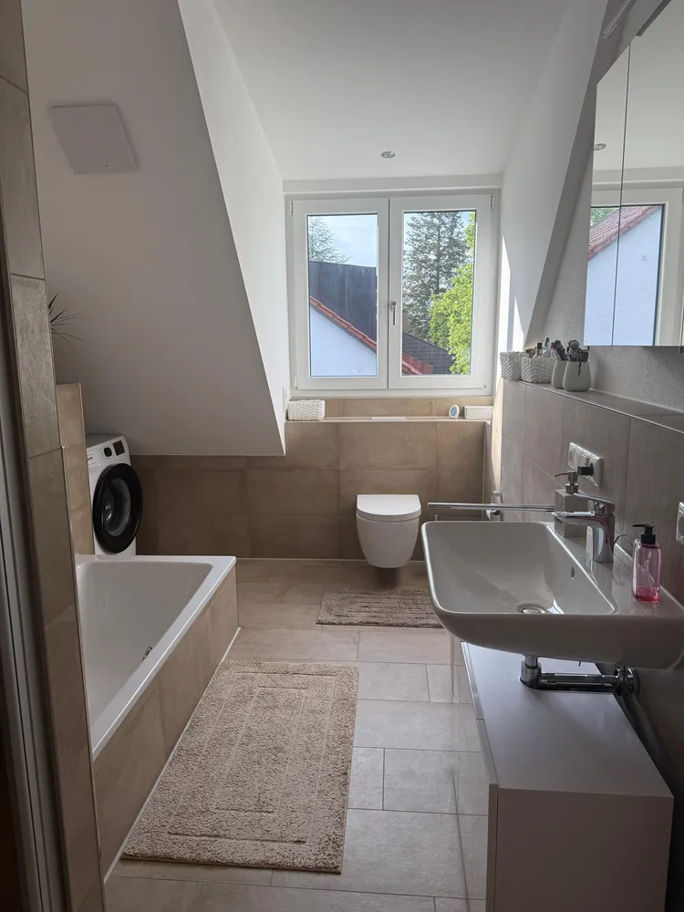 2 Zimmer Wohnung mit 65 m² in München – Bild 11