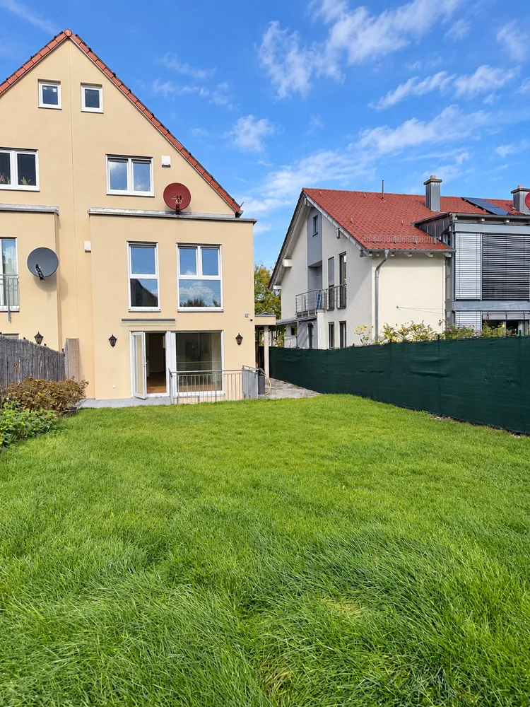 9 Zimmer Haus mit 186 m² in Leonberg – Bild 11