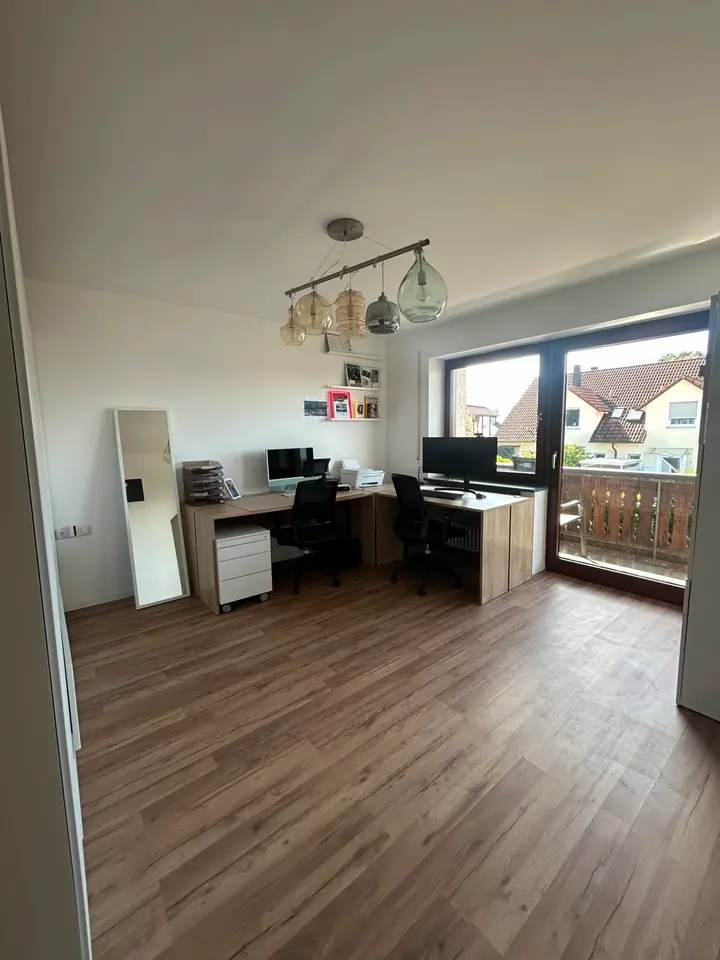 6 Zimmer Wohnung mit 130 m² in Donauwörth – Bild 3