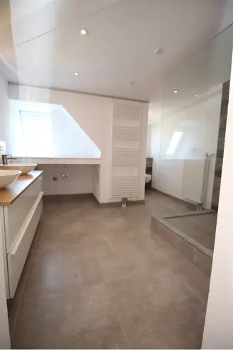 4 Zimmer Wohnung mit 124 m² in Stuttgart – Bild 7