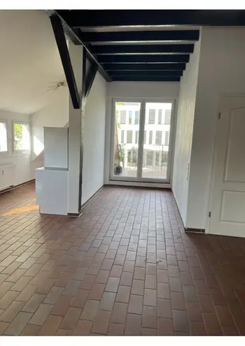 2 Zimmer Wohnung mit 90 m² in Köln – Bild 1