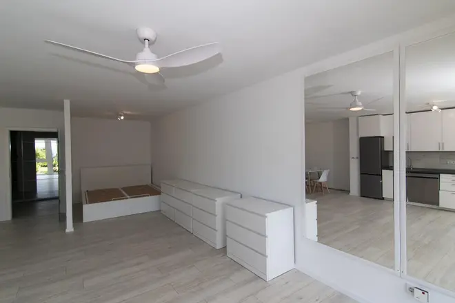 1 Zimmer Wohnung mit 60 m² in Berlin – Bild 2