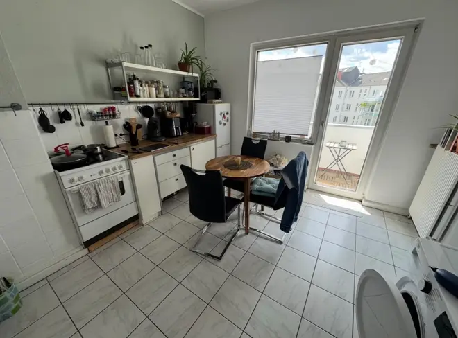 2 Zimmer Wohnung mit 56 m² in Düsseldorf – Bild 2
