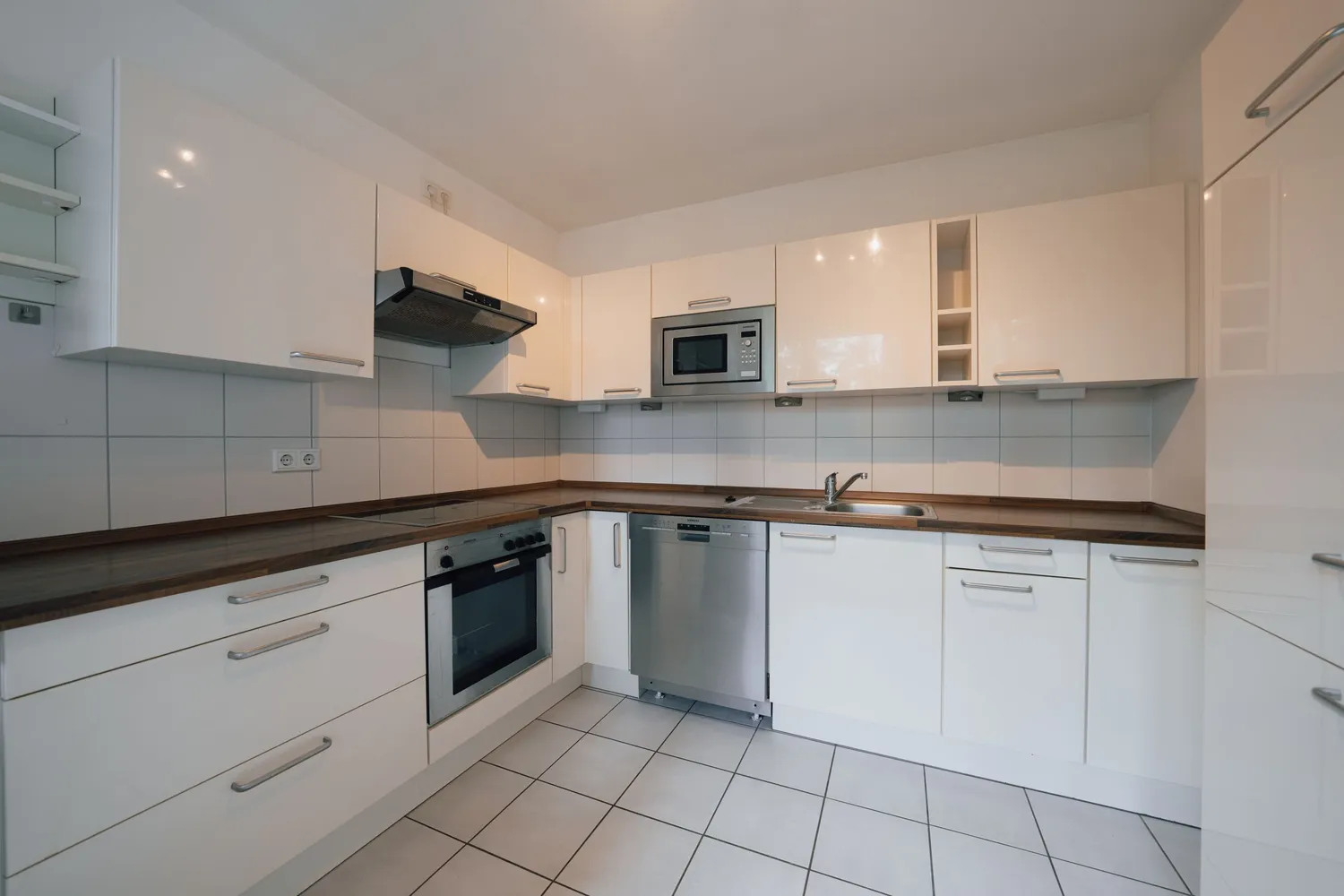 4 Zimmer Wohnung mit 106 m² in Frankfurt am Main – Bild 1