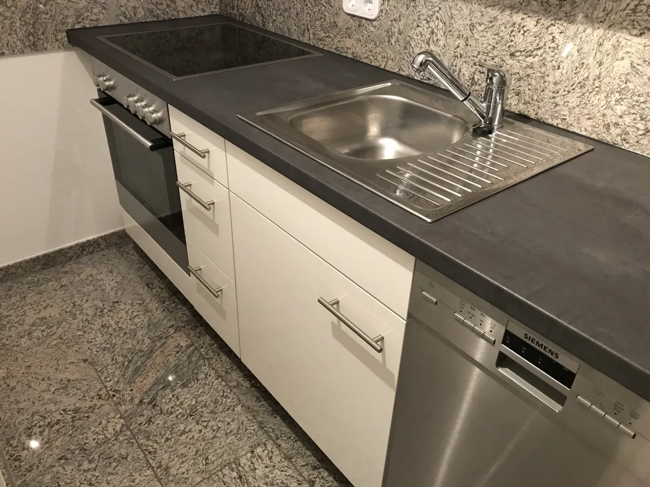 1 Zimmer Wohnung mit 38 m² in Köln – Bild 6