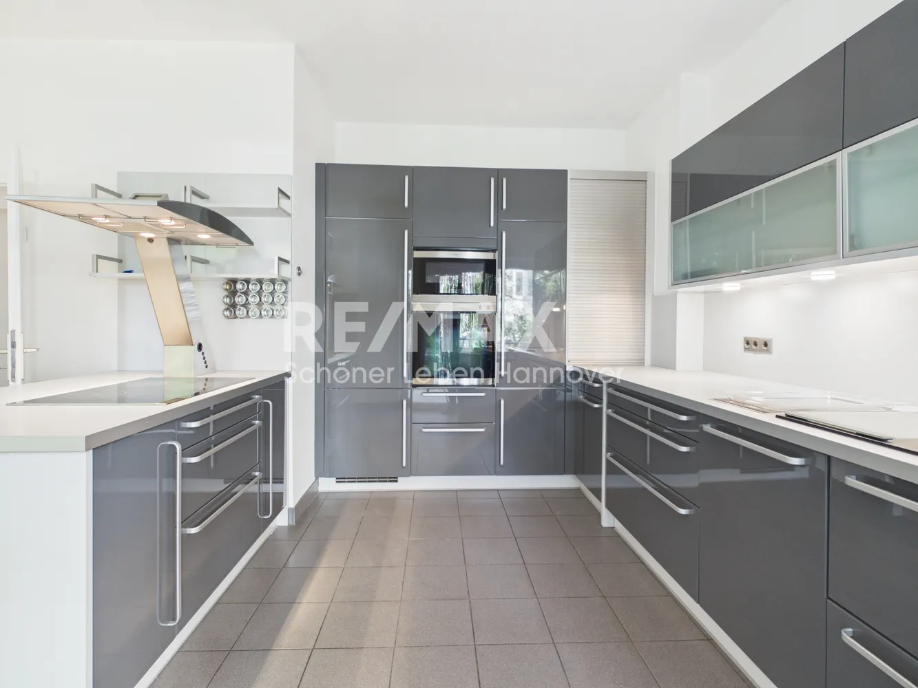 9 room house with 322 m² in Hanover – Photo 12