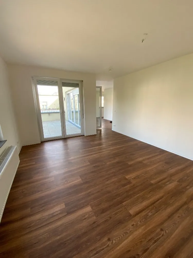 3 Zimmer Wohnung mit 107 m² in Frankfurt am Main – Bild 3