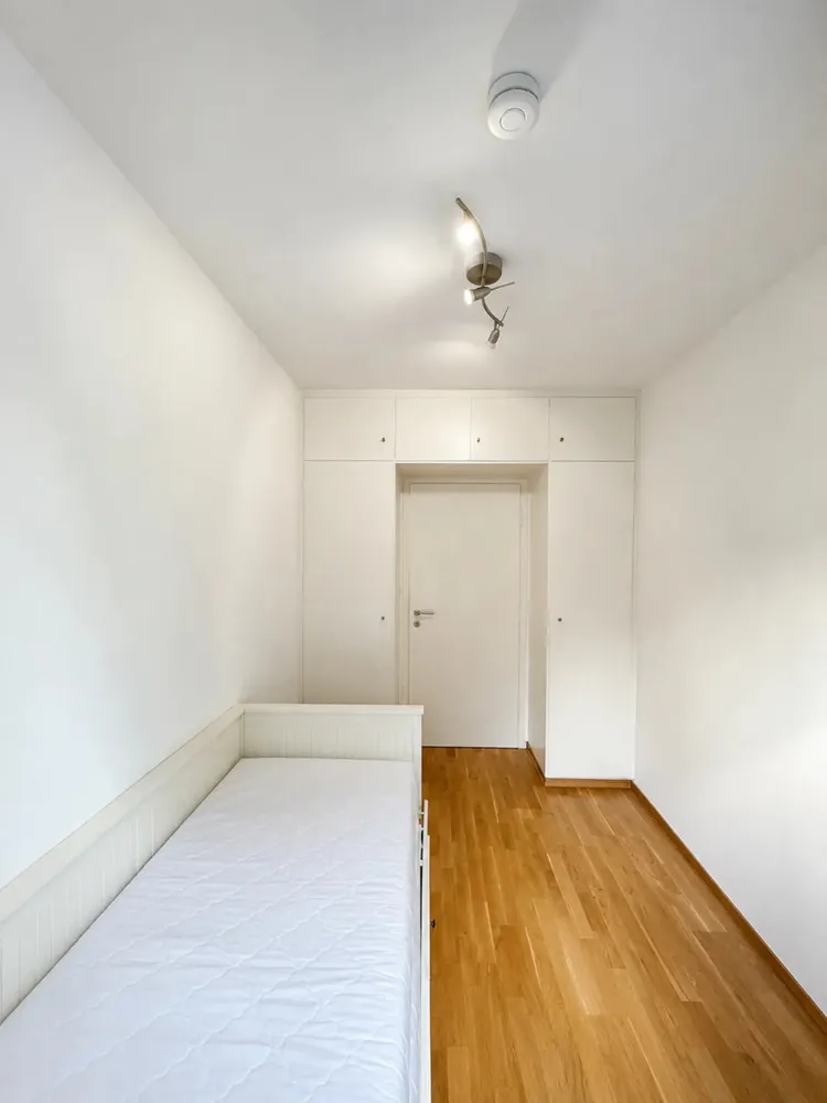 Shared room with 10 m² in Munich – Photo 4