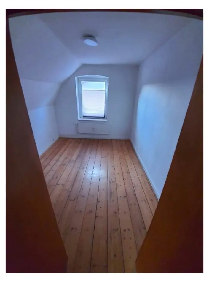 2 Zimmer Wohnung mit 70 m² in Flensburg – Bild 2