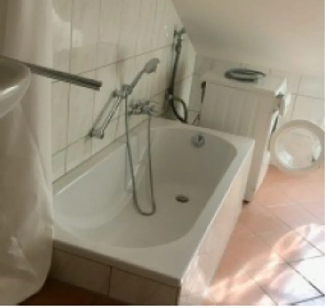 1 room apartment with 33 m² in Regensburg – Photo 3