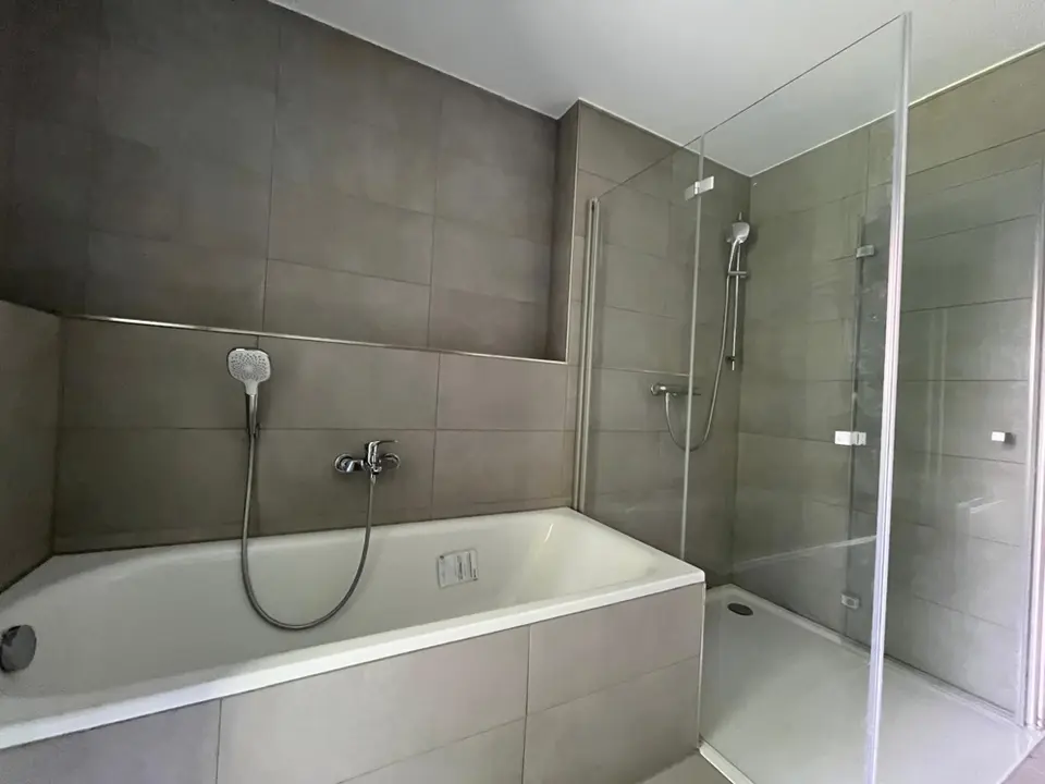4 Zimmer Wohnung mit 146 m² in Metzingen – Bild 5