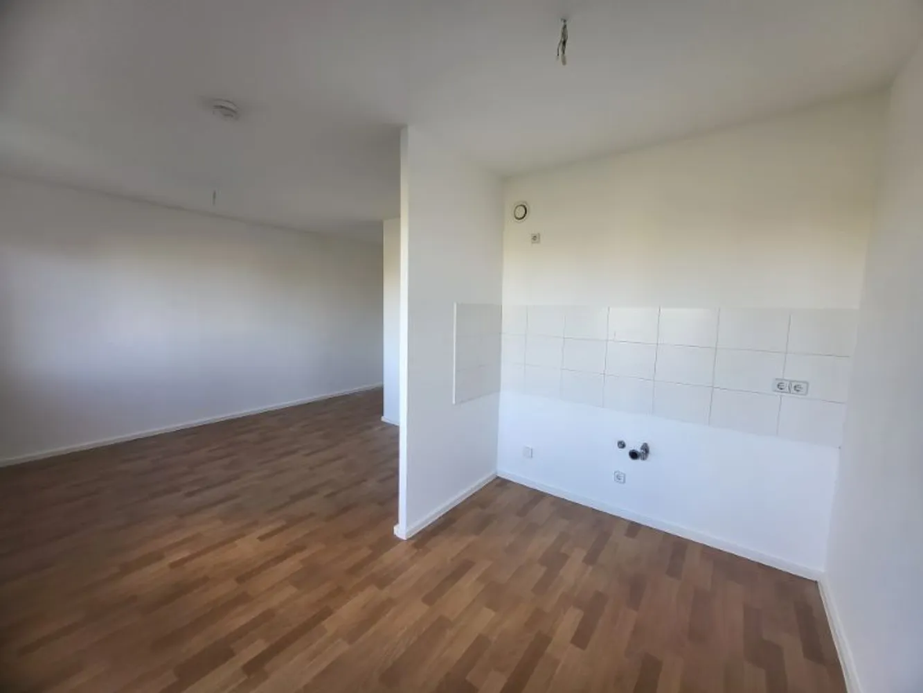 1 Zimmer Wohnung mit 30 m² in Halle (Saale) – Bild 3
