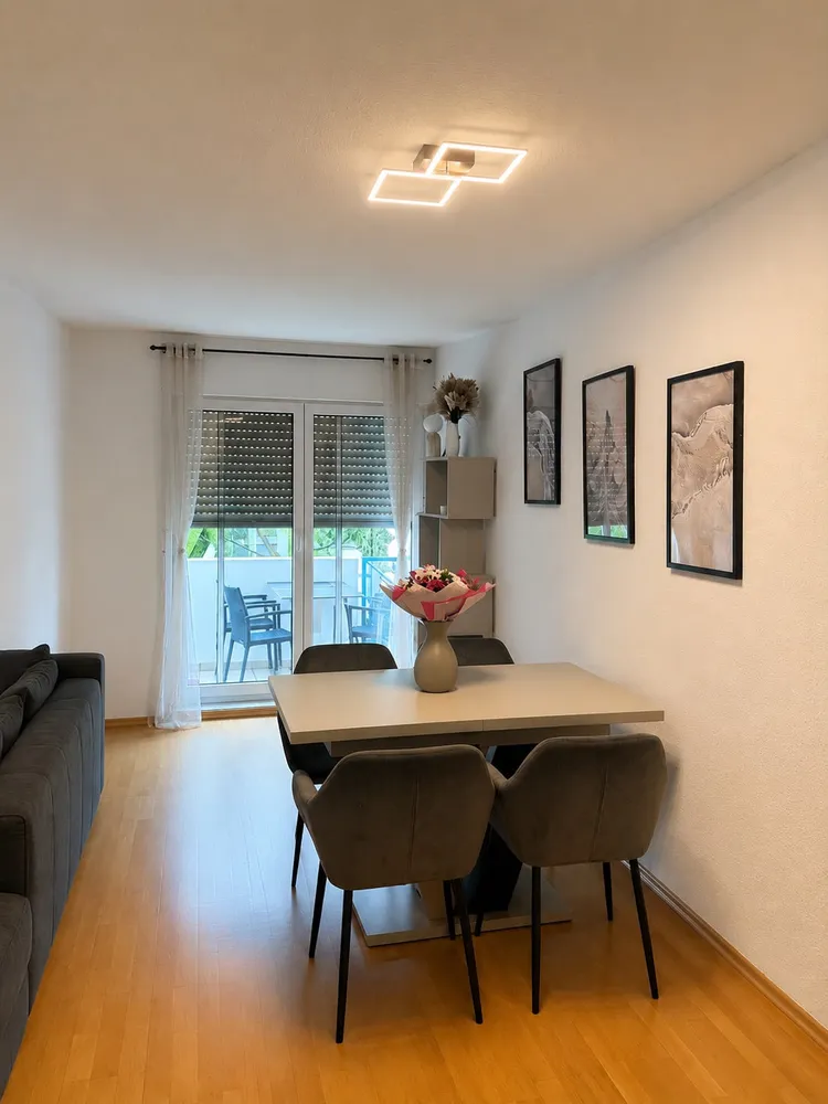 2 room apartment with 61 m² in Frankfurt am Main – Photo 2