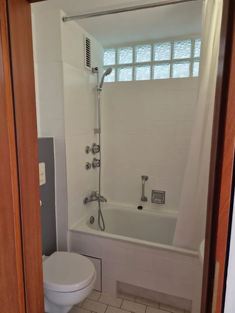 1 room apartment with 28 m² in Stuttgart – Photo 10