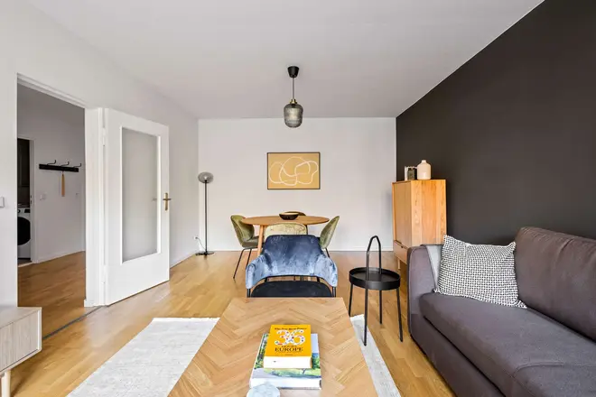 2 Zimmer Wohnung mit 65 m² in Berlin – Bild 1