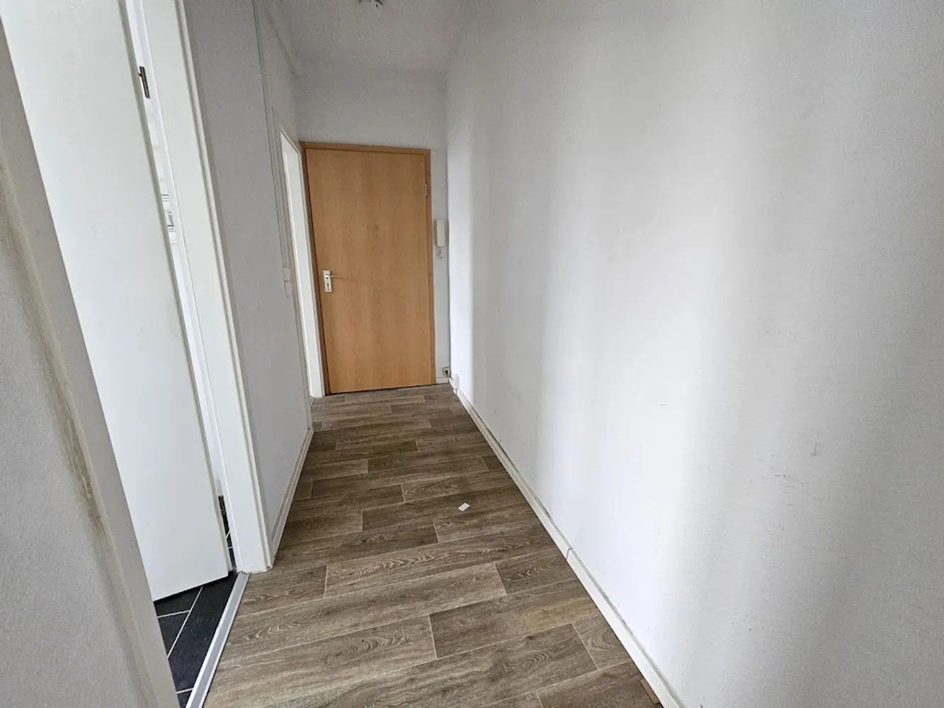 2 Zimmer Wohnung mit 52 m² in Halle (Saale) – Bild 5
