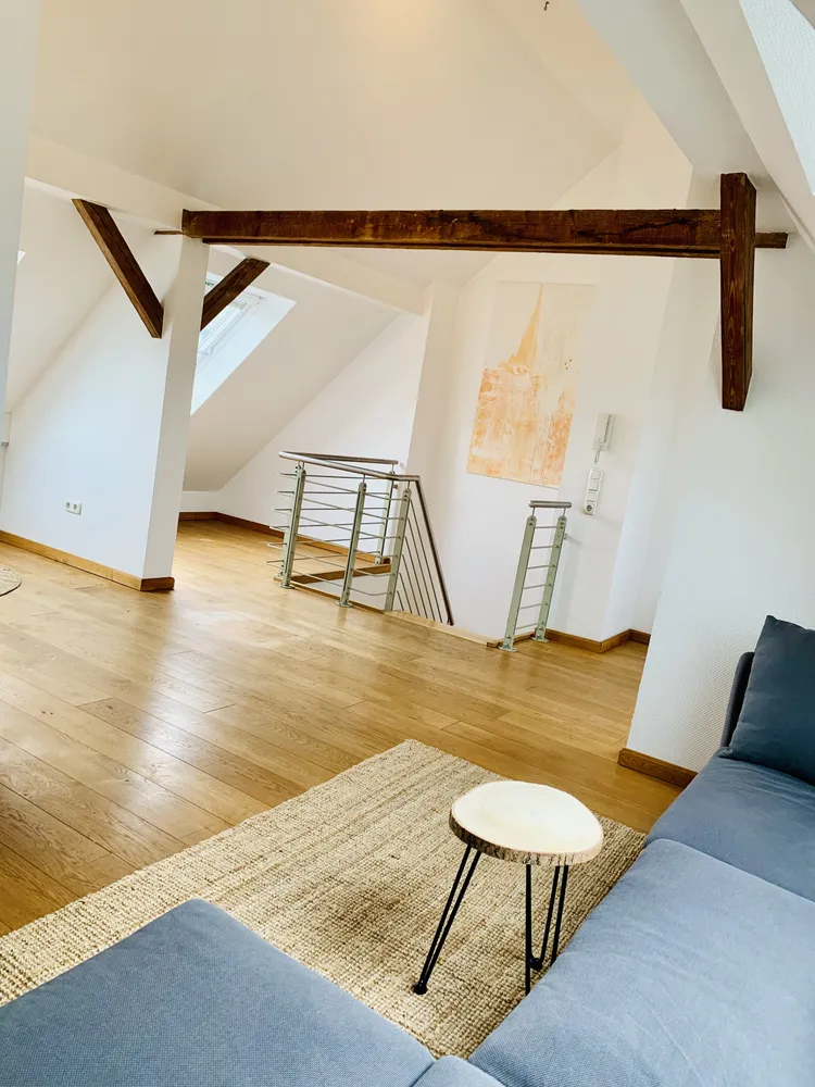 2 Zimmer Wohnung mit 88 m² in Düsseldorf – Bild 1