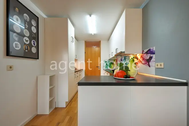 4 Zimmer Wohnung mit 90 m² in Stuttgart – Bild 11