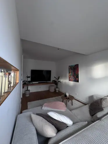 2 Zimmer Wohnung mit 80 m² in Hamburg – Bild 2