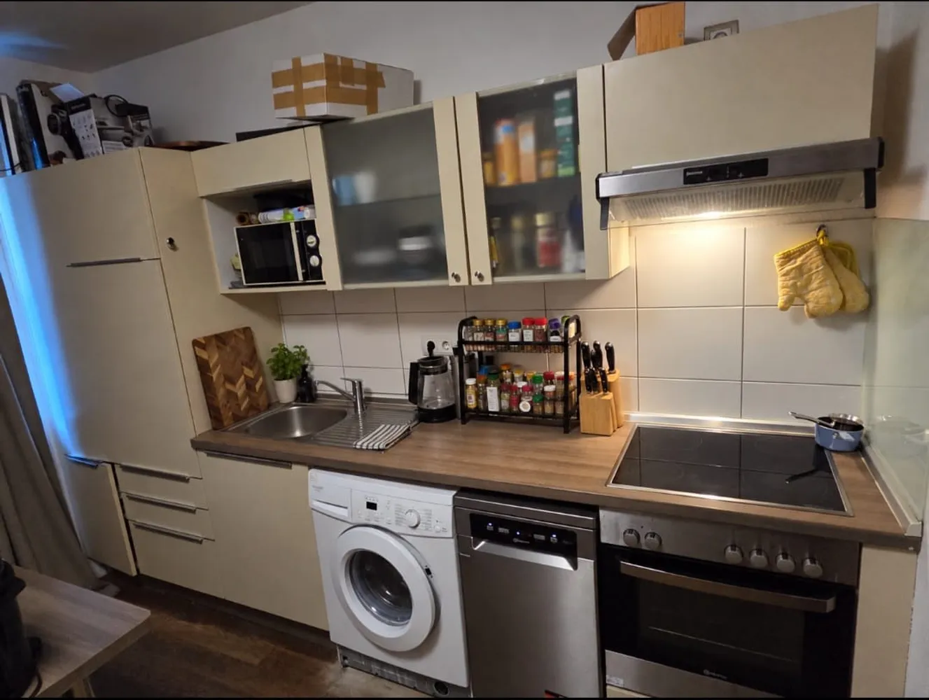 2 room apartment with 50 m² in Düsseldorf – Photo 4