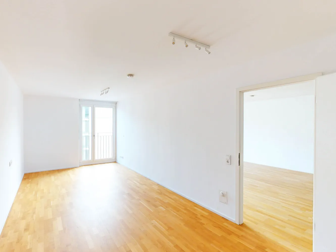 2 Zimmer Wohnung mit 83 m² in Stuttgart – Bild 6