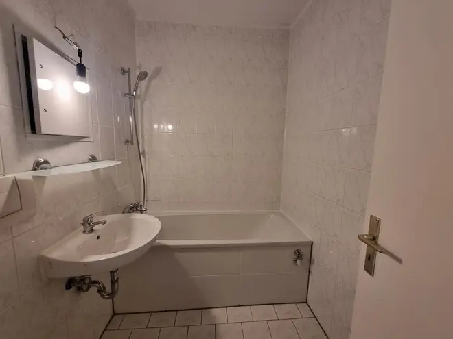 2 Zimmer Wohnung mit 34 m² in Halle (Saale) – Bild 7