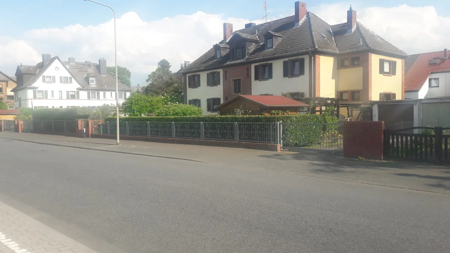 4 room apartment with 92 m² in Frankfurt am Main – Photo 1