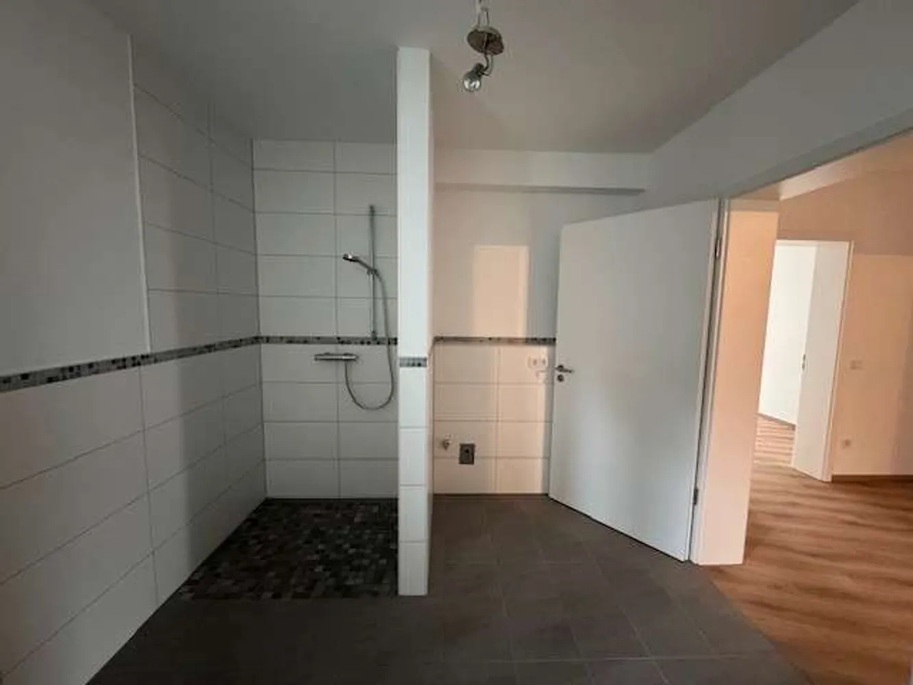 2 Zimmer Wohnung mit 106 m² in Limburg an der Lahn – Bild 6