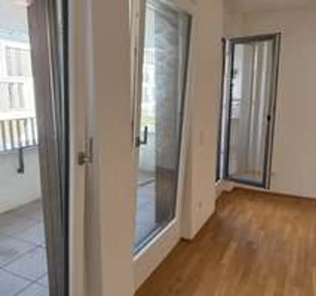2 Zimmer Wohnung mit 64 m² in Berlin – Bild 7