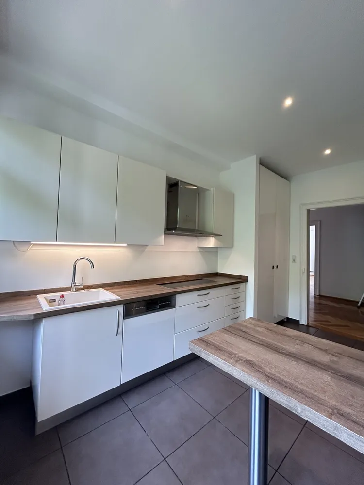 4 Zimmer Wohnung mit 130 m² in Stuttgart – Bild 3