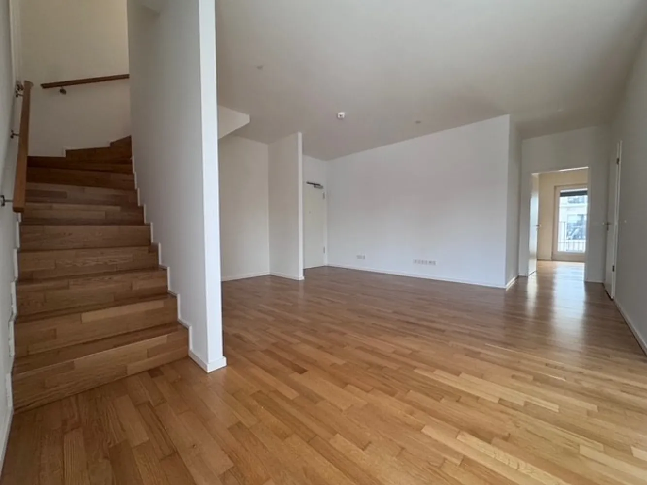 3 Zimmer Wohnung mit 101 m² in Berlin – Bild 1
