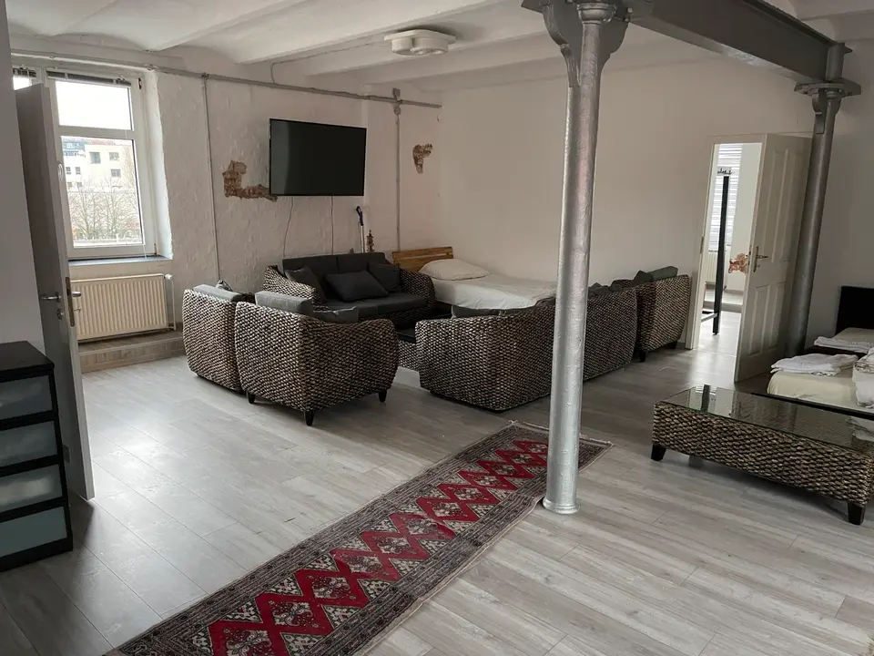 3 Zimmer Wohnung mit 100 m² in Hannover – Bild 1