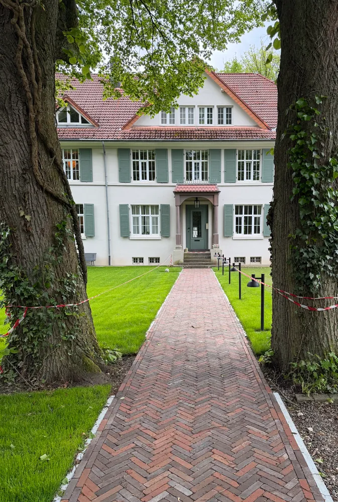 4 Zimmer Wohnung mit 110 m² in Aachen – Bild 2