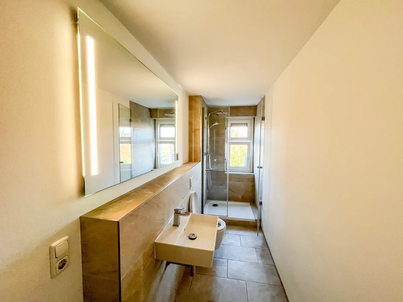 2 Zimmer Wohnung mit 63 m² in Dresden – Bild 1