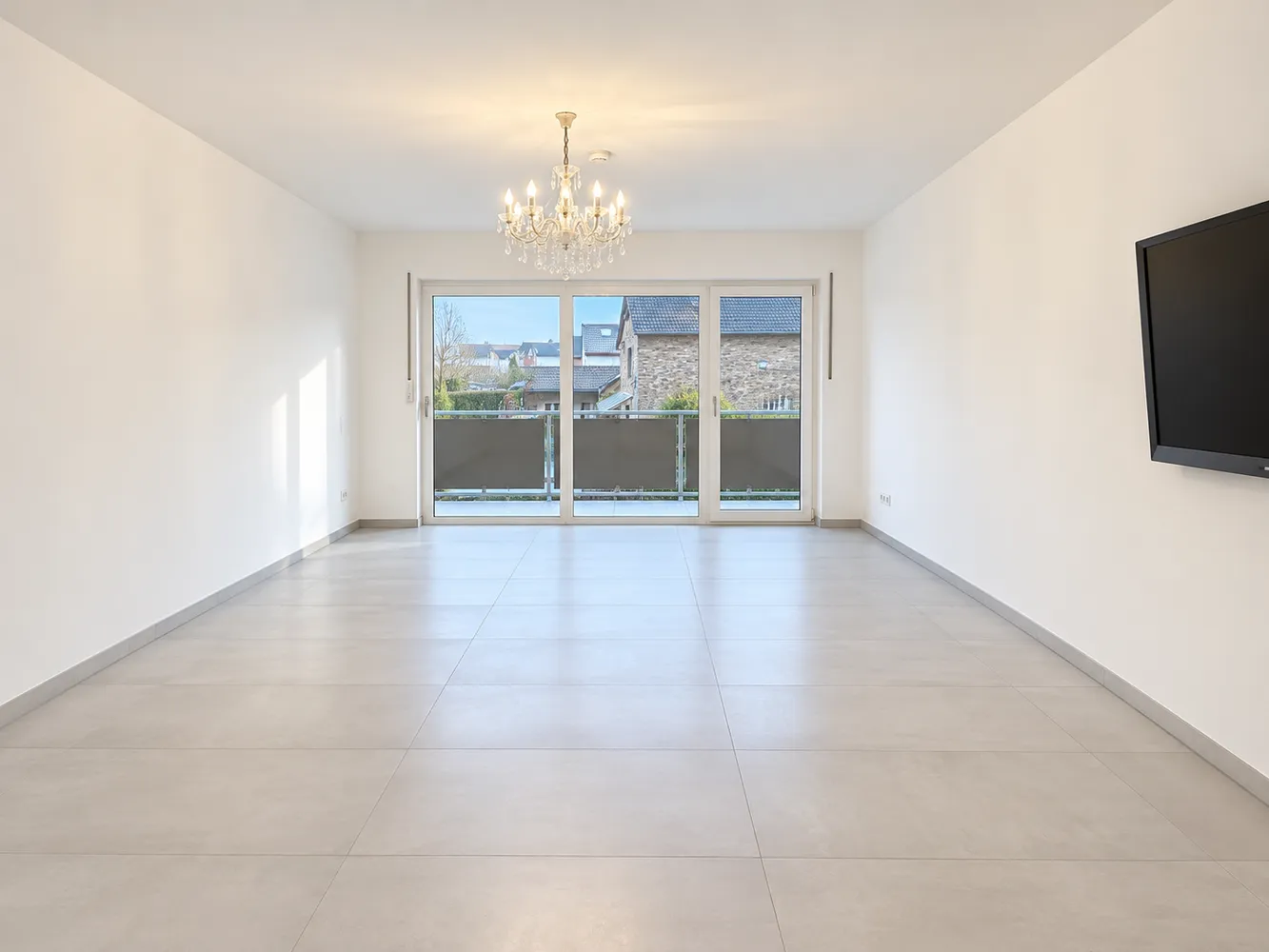 3 Zimmer Wohnung mit 100 m² in Leverkusen – Bild 2
