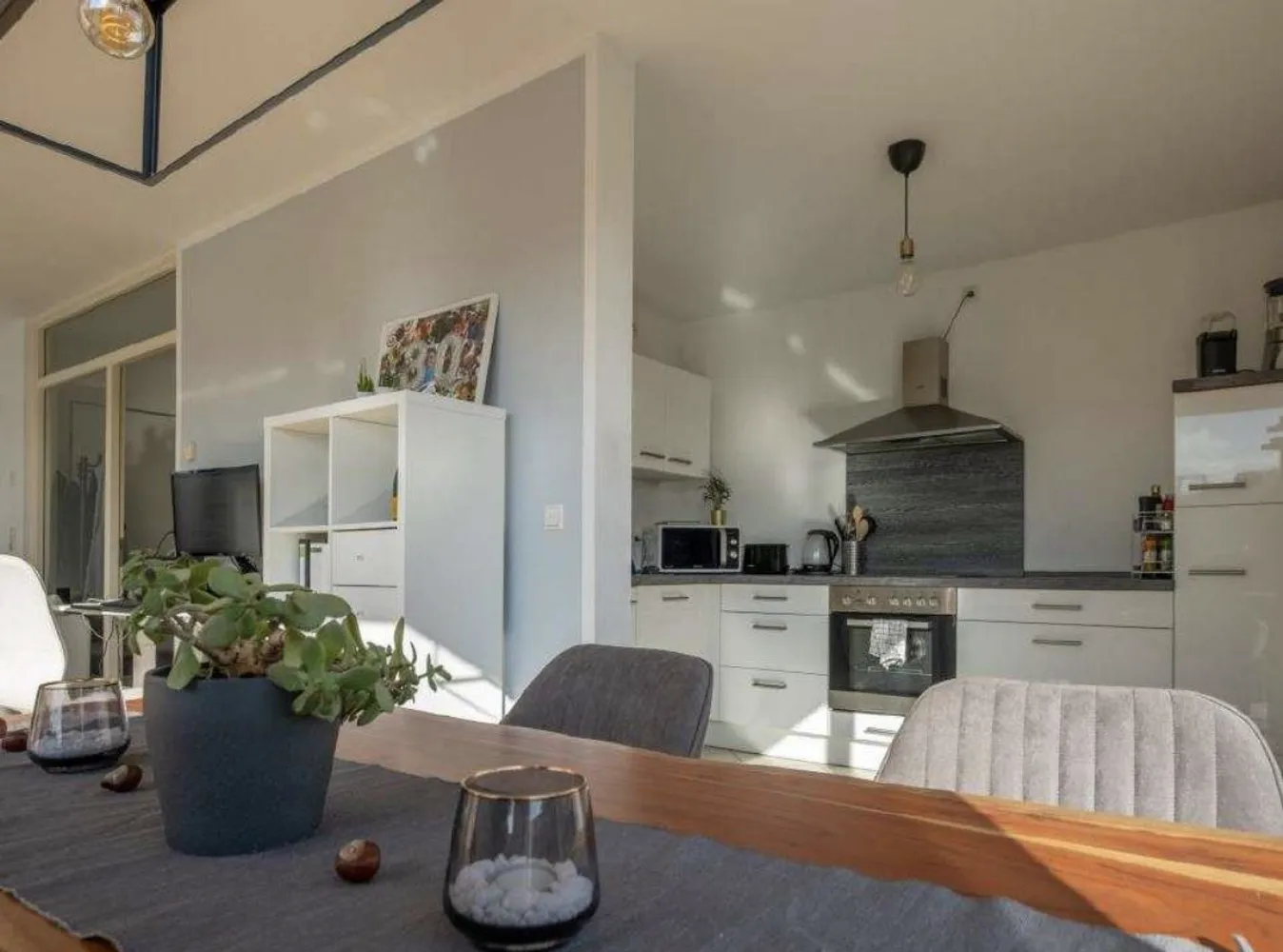 2 Zimmer Wohnung mit 69 m² in Köln – Bild 3