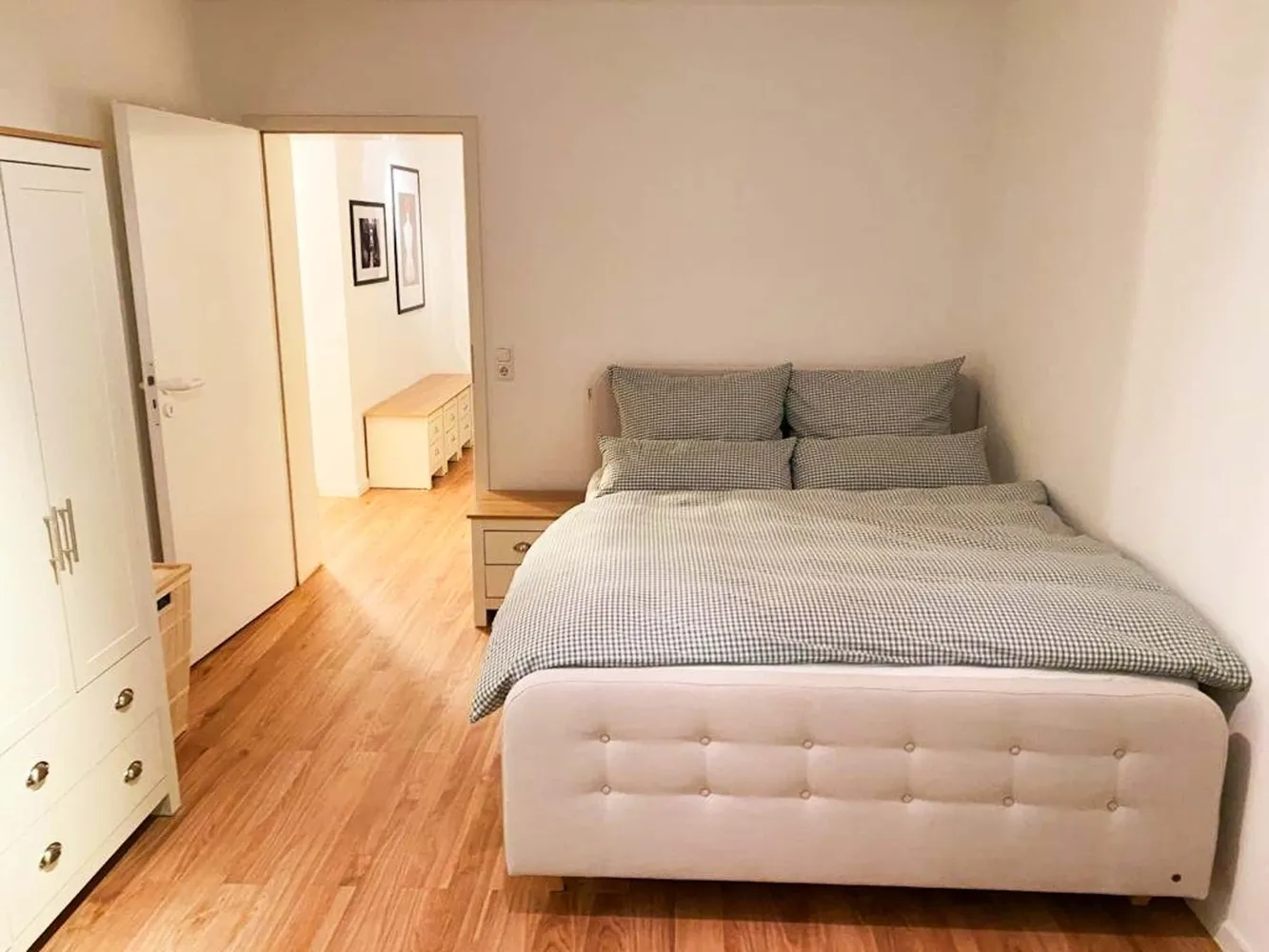 WG-Zimmer mit 20 m² in Frankfurt am Main – Bild 1