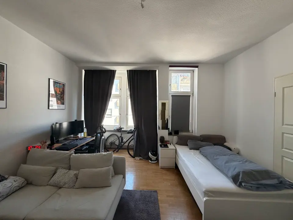 Shared room with 28 m² in Stuttgart – Photo 2